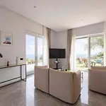 Апартаменты Relais Altacosta Неаполь