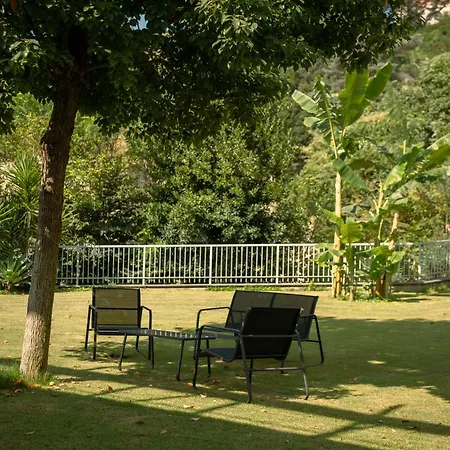 Апартаменты Relais Altacosta *
