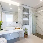 Relais Altacosta Apartment *